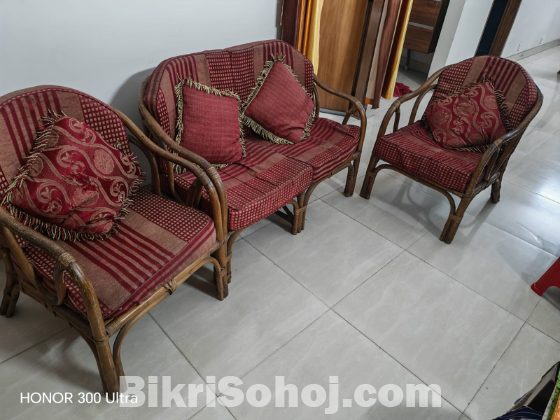 বেত এর সোফা সেট ও দোলনা বিক্রি হবে